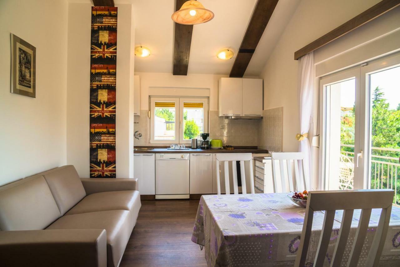 Anikol Apartments Selce Εξωτερικό φωτογραφία